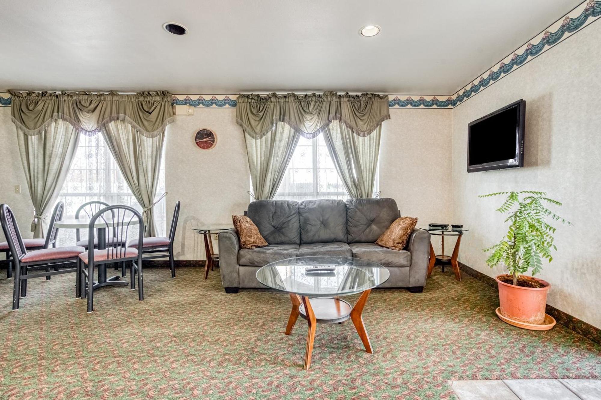 Oyo Hotel Wichita Falls I-44 Sheppard Airforce Ngoại thất bức ảnh